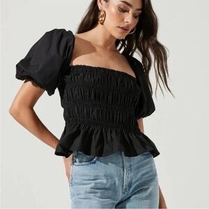 ASTR the Label Savina top XS Black Bubble Sleeve